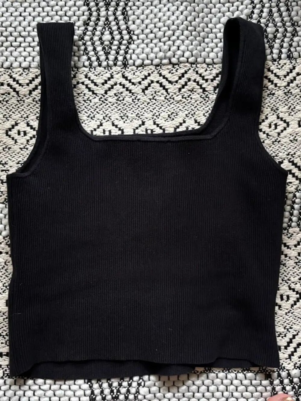 REFORMATION Black Julia Ribbed Sweater Tank Sz M - Picture 5 of 10